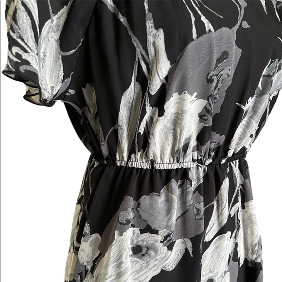 Xhilaration Floral Print & Black Shell Lining Dress XS - Picture 10 of 16